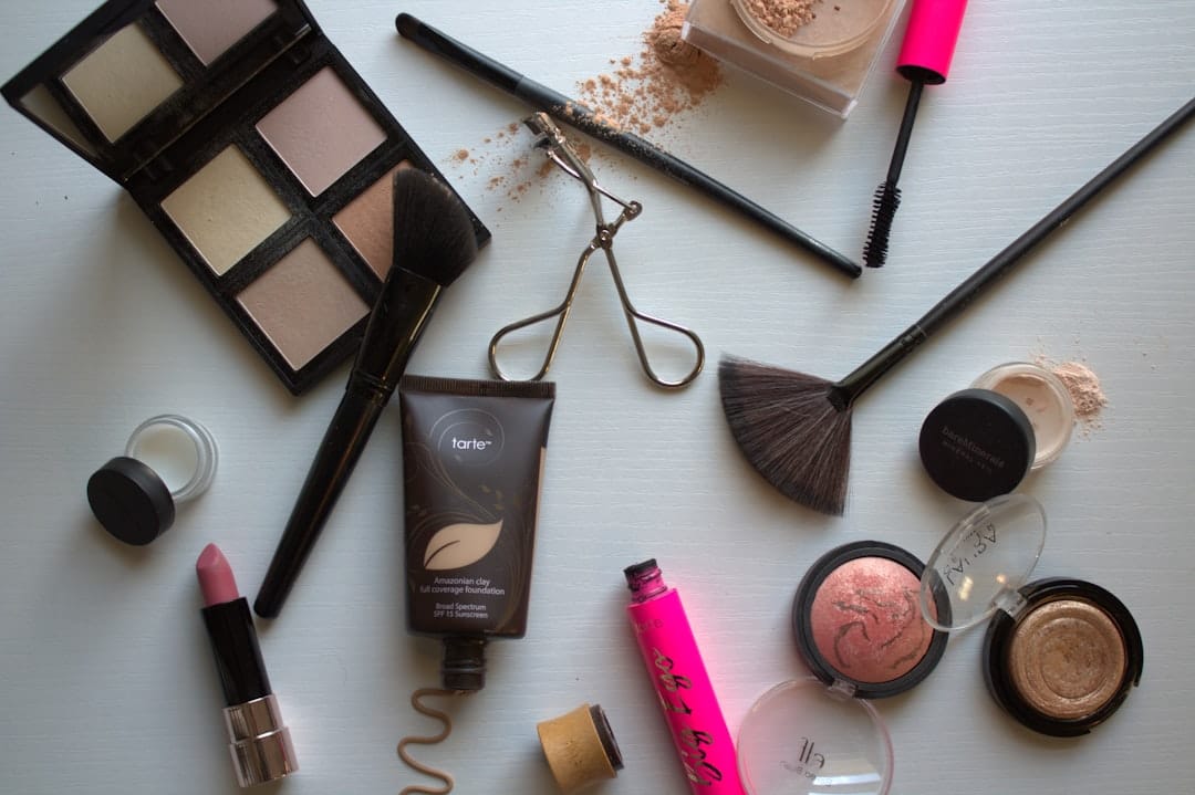 Be Lured Make Up Artistry & Mobile Pamper Events, Makeup