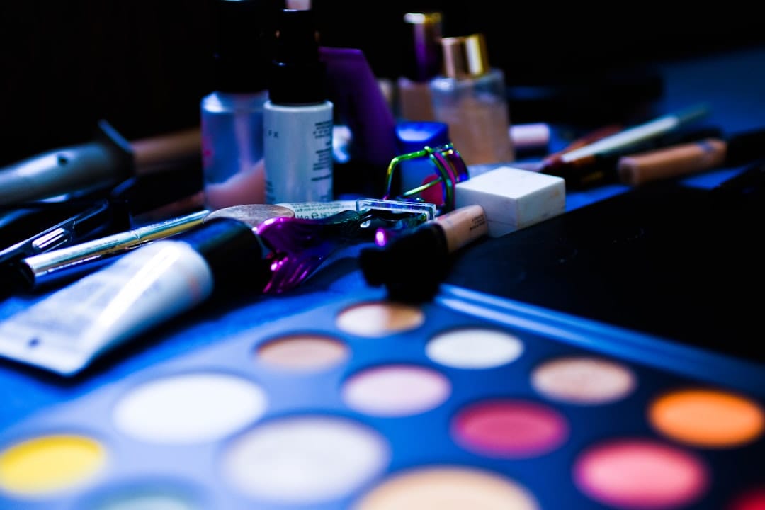 Kath Howard Makeup, Makeup