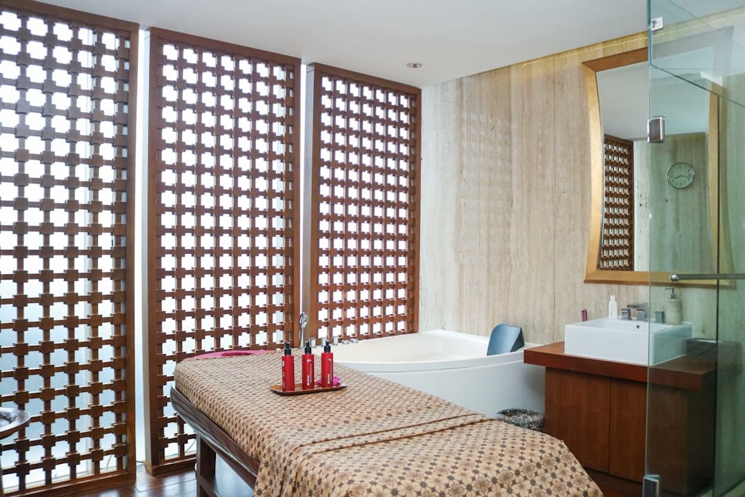 Nourish Beauty and Home Spa, Spa